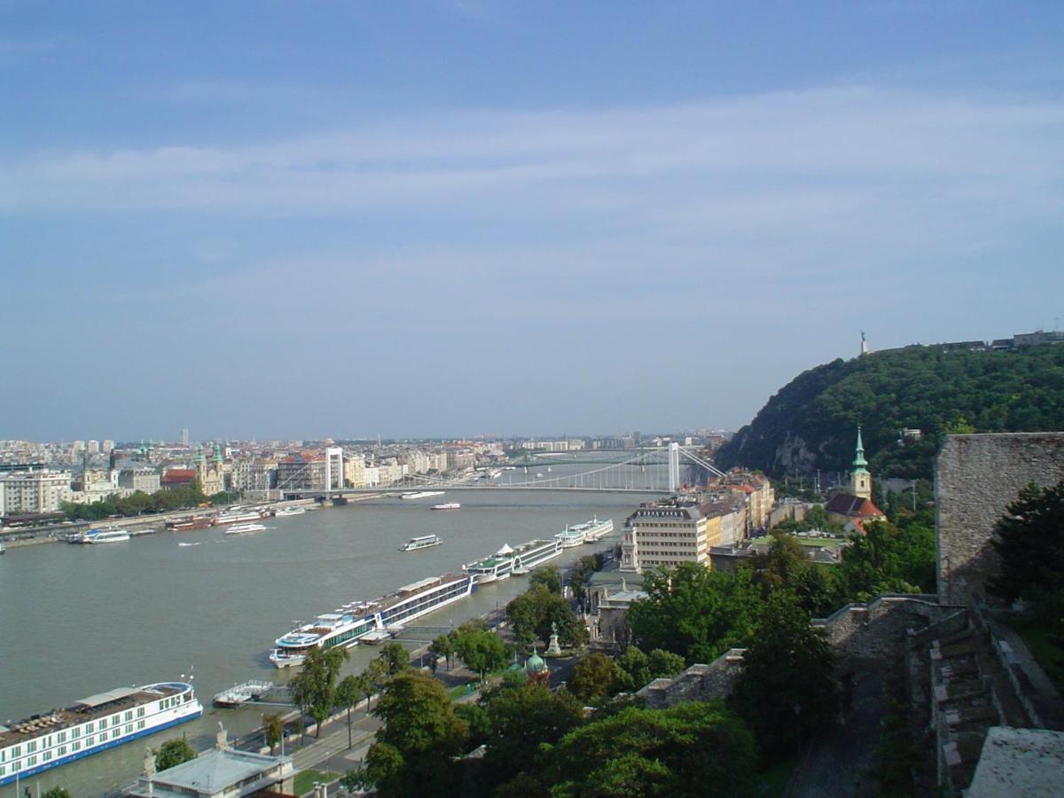 Cuki Apartment Budapest Eksteriør bilde